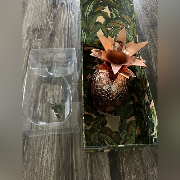 Absolut Elyx Copper Pineapple Drinking Vessel Cup in Gift Box - SOLD OUT ONLINE! - Picture 3 of 15